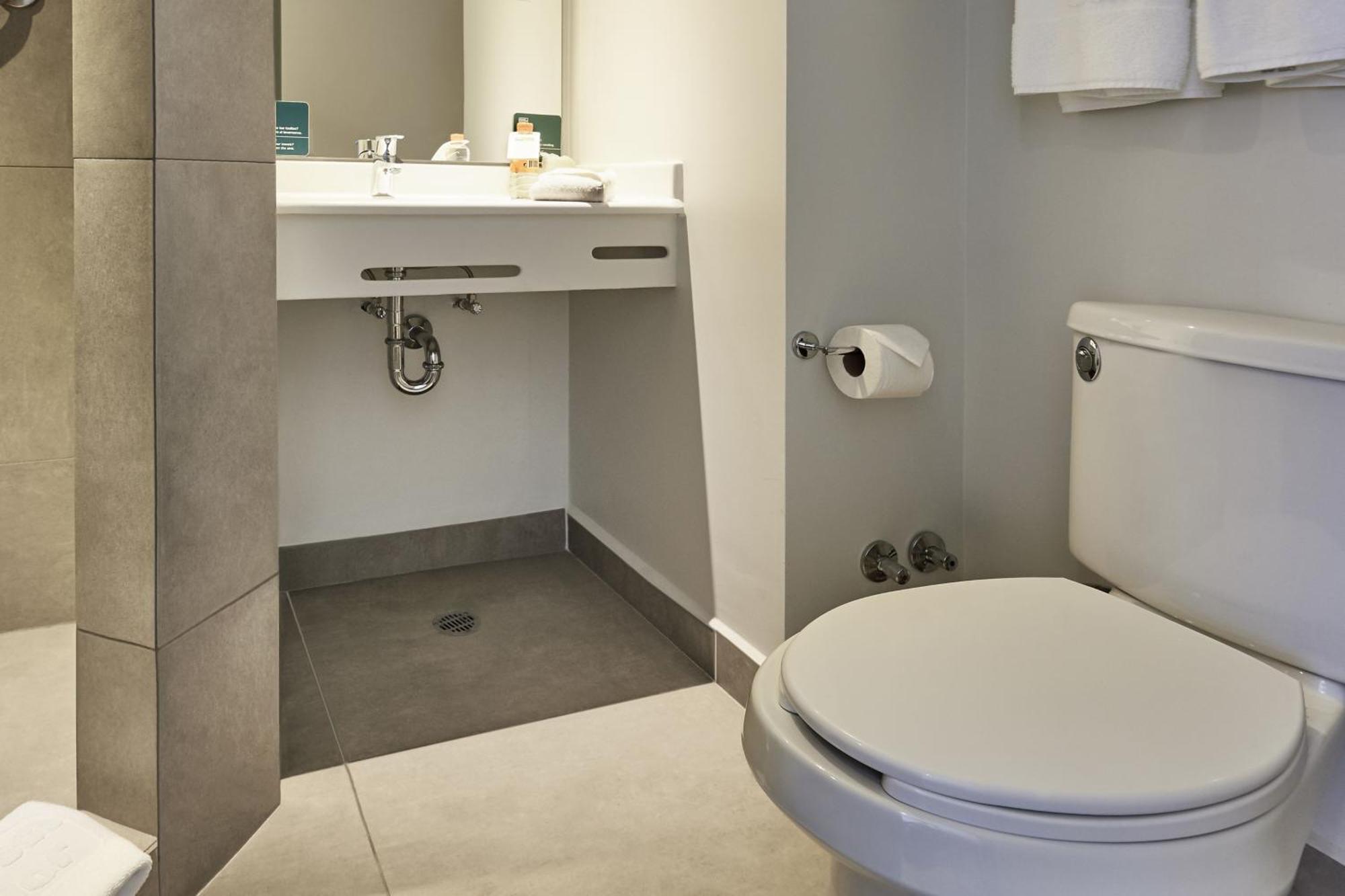 City Express Junior By Marriott Leon Centro De Convenciones Bagian luar foto