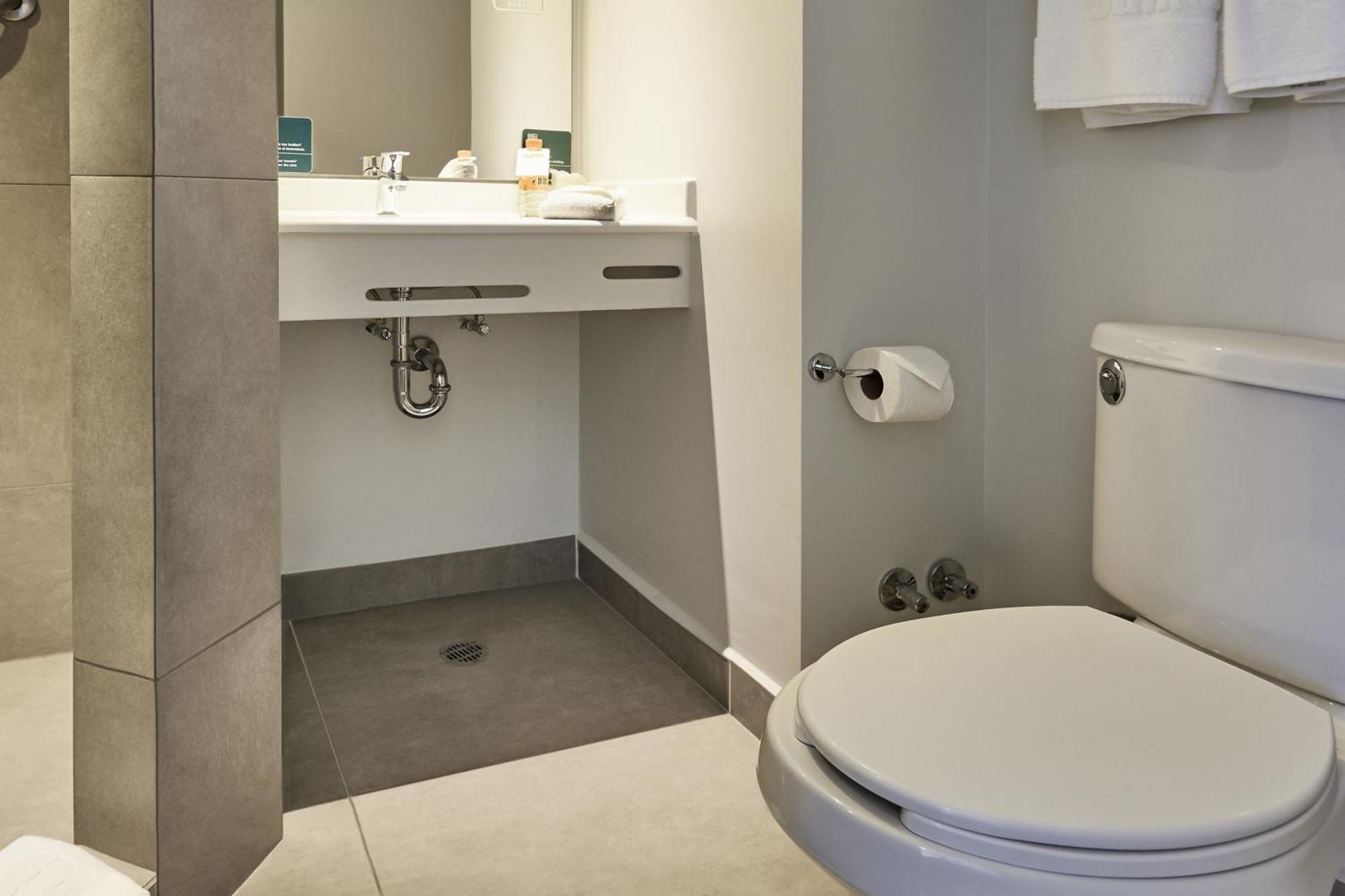City Express Junior By Marriott Leon Centro De Convenciones Bagian luar foto