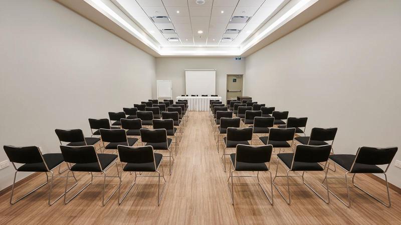 City Express Junior By Marriott Leon Centro De Convenciones Bagian luar foto