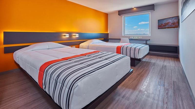 City Express Junior By Marriott Leon Centro De Convenciones Bagian luar foto